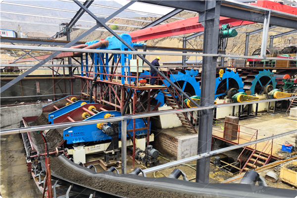 <a href=http://www.kaiyuan530.cn/tags/xishaji target=_blank class=infotextkey><a href=//tags/xishaji target=_blank class=infotextkey>洗砂機</a></a>-洗砂生產線現場圖50.jpg