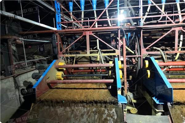 <a href=http://www.kaiyuan530.cn/tags/xishaji target=_blank class=infotextkey><a href=//tags/xishaji target=_blank class=infotextkey>洗砂機</a></a>-洗砂生產線現場圖79.jpg