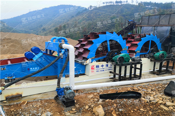 輪斗式<a href=http://www.kaiyuan530.cn/tags/xishaji target=_blank class=infotextkey><a href=//tags/xishaji target=_blank class=infotextkey>洗砂機(jī)</a></a>14.jpg