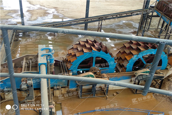 輪斗式<a href=http://www.kaiyuan530.cn/tags/xishaji target=_blank class=infotextkey><a href=//tags/xishaji target=_blank class=infotextkey>洗砂機(jī)</a></a>67.jpg