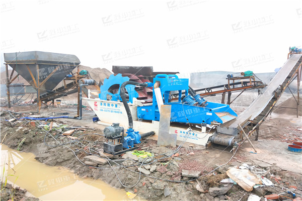 輪斗式<a href=http://www.kaiyuan530.cn/tags/xishaji target=_blank class=infotextkey><a href=//tags/xishaji target=_blank class=infotextkey>洗砂機</a></a>39.jpg