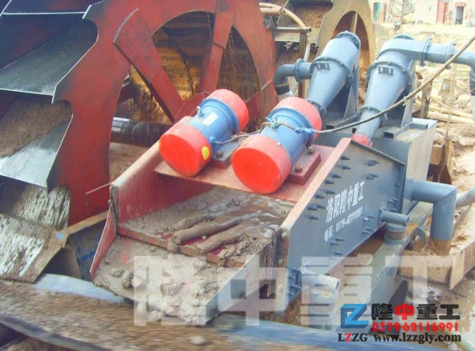 <a href=http://www.kaiyuan530.cn/tags/xishahuishouji target=_blank class=infotextkey><a href=//tags/xishahuishouji target=_blank class=infotextkey>細沙回收機</a></a>現(xiàn)場.jpg