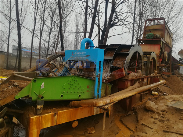 山東棗莊-<a href=http://www.kaiyuan530.cn/tags/xishahuishouji target=_blank class=infotextkey><a href=//tags/xishahuishouji target=_blank class=infotextkey>細沙回收機</a></a>現場54.jpg